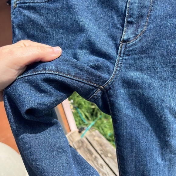 KUT FROM THE KLOTH ~ Farrah Baby Bootcut Jeans - Picture 12 of 12